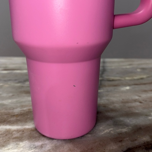 Stanley - Picture 3 of 5